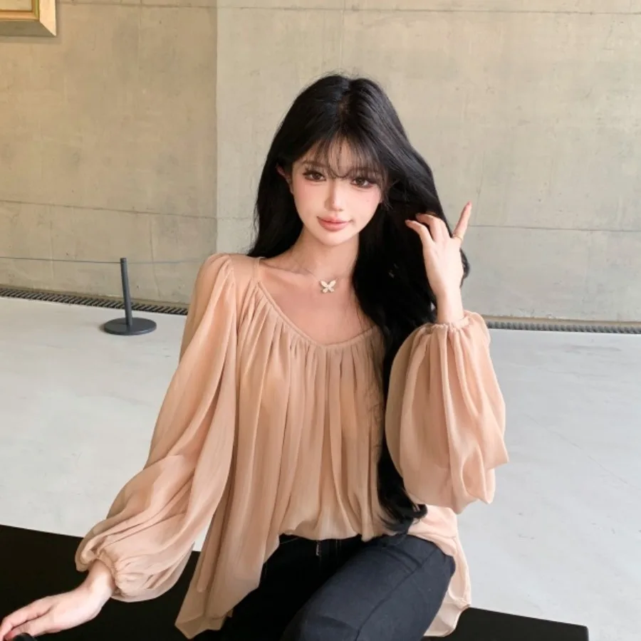 French Style Chiffon Shirt Lantern Sleeve Design Summer New Fashion Slim Fit Shoulder Wrap Women's Top V-Neck Short Length
French Style Chiffon Shirt Lantern Sleeve Design Summer New Fashion Slim Fit Shoulder Wrap Women's Top V-Neck Short Length