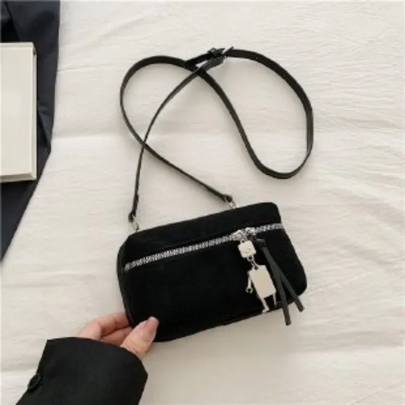 Premium Shoulder Bag Handbags For Ladies, Women Tote Crossbody Bag In Genuine Leather, Famous Designer Elegant
Premium Shoulder Bag Handbags For Ladies, Women Tote Crossbody Bag In Genuine Leather, Famous Designer Elegant