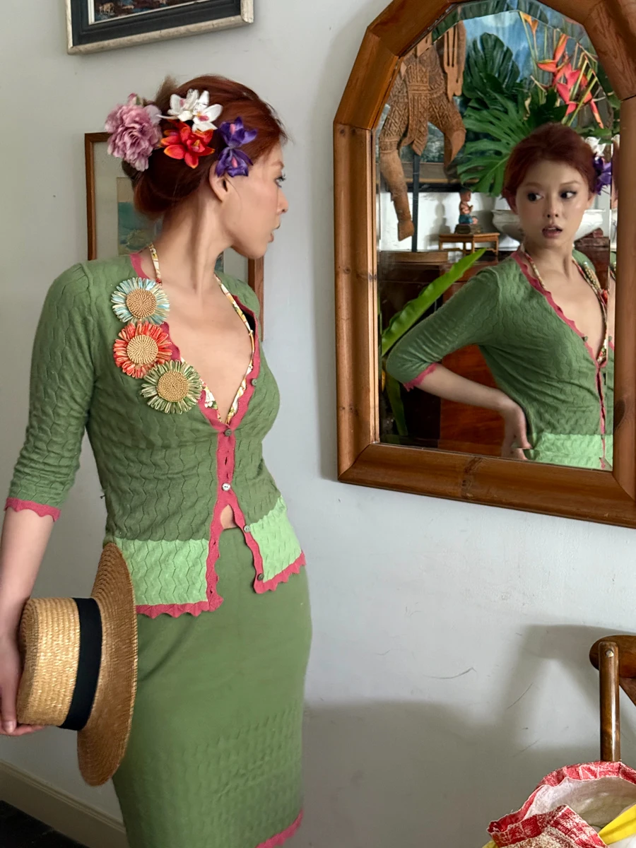 Annie's Armor Original een Suower Knitted Open Cardigan Retro Set V-ne Mid-sve Women's Faion Spring Collection
Annie's Armor Original een Suower Knitted Open Cardigan Retro Set V-ne Mid-sve Women's Faion Spring Collection