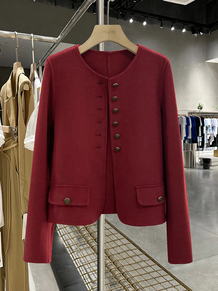 Красное двустороннее шерстяное пальто для женщин, осенне-зимняя новинка, с пуговицами, однотонное, для свадебных торжеств
Красное двустороннее шерстяное пальто для женщин, осенне-зимняя новинка, с пуговицами, однотонное, для свадебных торжеств