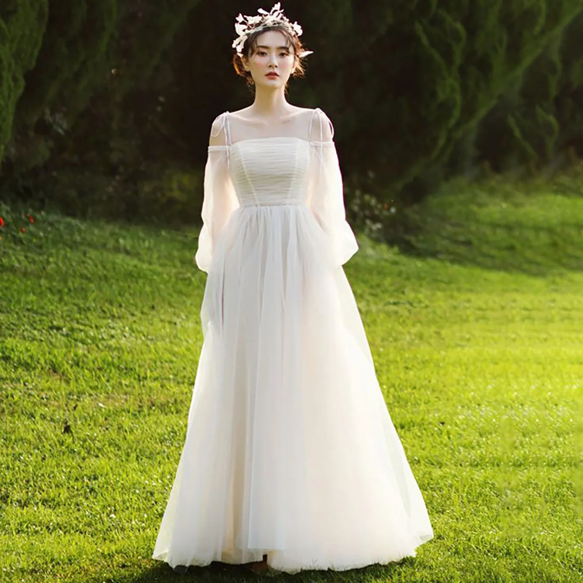 French Light Wedding Dress Trip Shoot Mori Style Long Sleeve Arms Hiding Floor-Length Pettiskirt Bride Outdoor Welcome
French Light Wedding Dress Trip Shoot Mori Style Long Sleeve Arms Hiding Floor-Length Pettiskirt Bride Outdoor Welcome