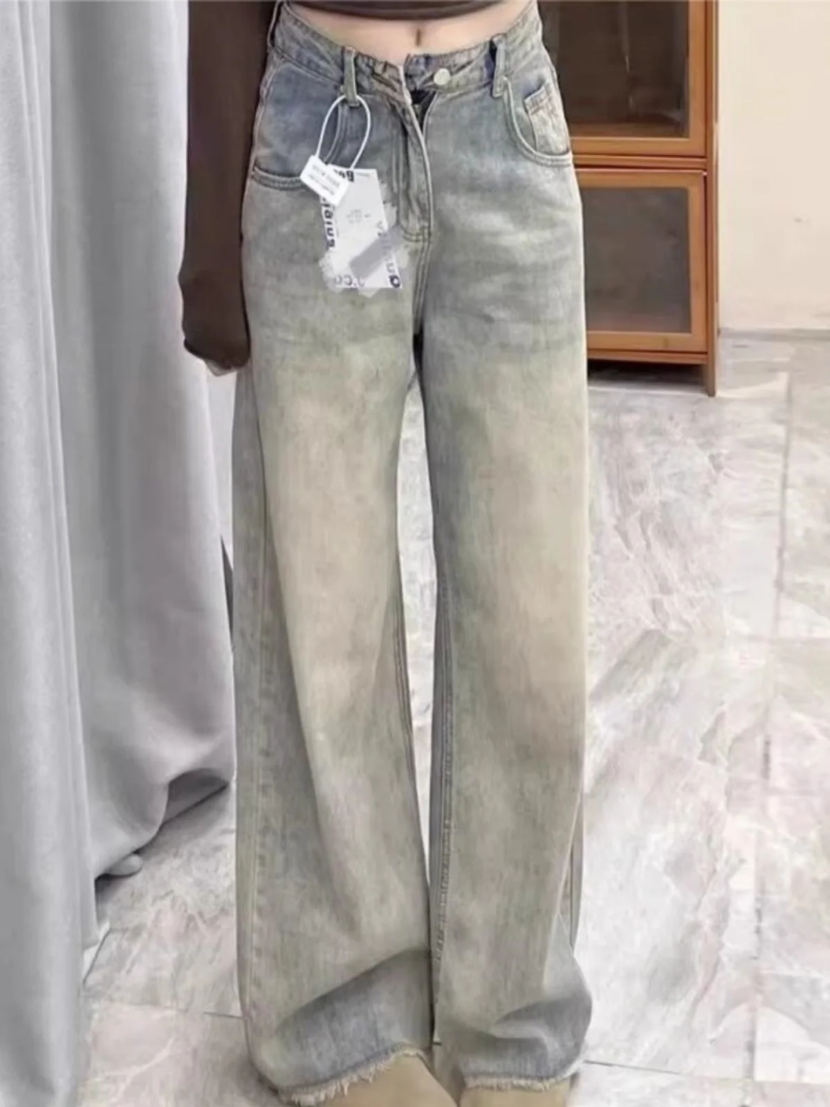 Retro Faded Wide Leg Denim Jeans Women's High Waist Loose Slimming Frayed Draped Straight Long Trousers Spring Autumn
Retro Faded Wide Leg Denim Jeans Women's High Waist Loose Slimming Frayed Draped Straight Long Trousers Spring Autumn