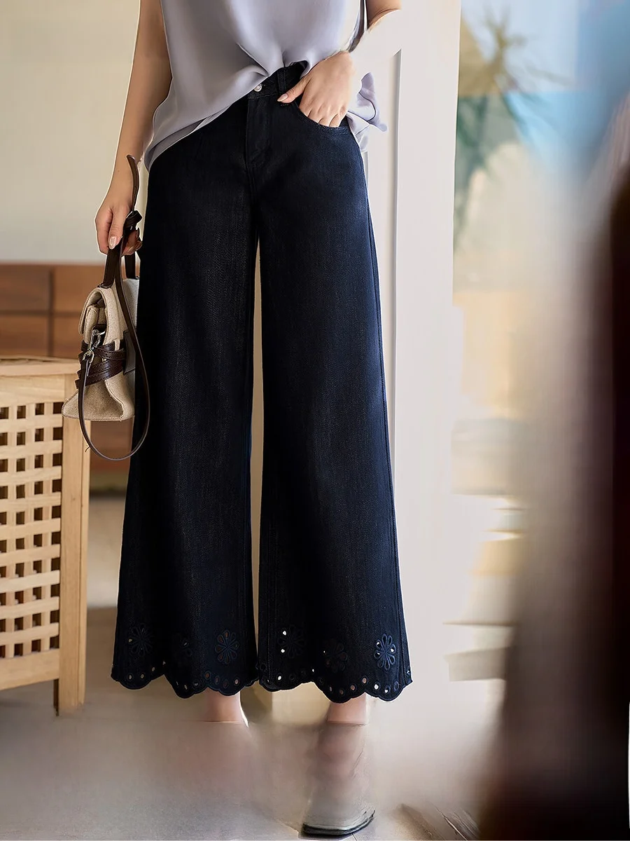 Paris Sunny Summer Embroidered Hollow out Lenzing Cotton Slim Straight Wide Leg Jeans Women's New Style High Waist Denim Pants
Paris Sunny Summer Embroidered Hollow out Lenzing Cotton Slim Straight Wide Leg Jeans Women's New Style High Waist Denim Pants