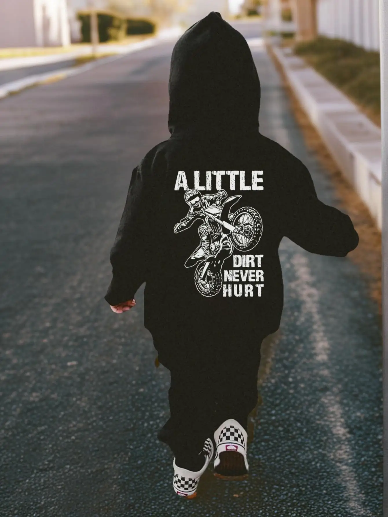 Black Kids Graphic Hoodie with Dirt Bike Print, Thermal Lined, Long Sleeve Casual Sweatshirt
Black Kids Graphic Hoodie with Dirt Bike Print, Thermal Lined, Long Sleeve Casual Sweatshirt