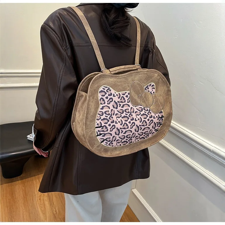 New Large-capacity Leopard-print Double-shoulder, Trendy Tote Big Bag and Cute Cartoon Cat Underarm Bag for Autumn and Winter.
New Large-capacity Leopard-print Double-shoulder, Trendy Tote Big Bag and Cute Cartoon Cat Underarm Bag for Autumn and Winter.