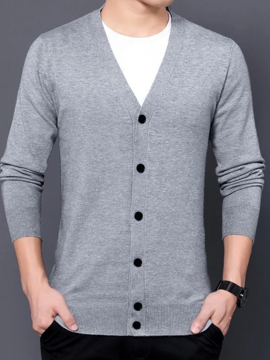 Вязаный кардиган с V-образным вырезом, повседневный тонкий мужской свитер, весенне-осенняя верхняя одежда, однотонный свитер, модный городской стиль, стандартный крой
Вязаный кардиган с V-образным вырезом, повседневный тонкий мужской свитер, весенне-осенняя верхняя одежда, однотонный свитер, модный городской стиль, стандартный крой