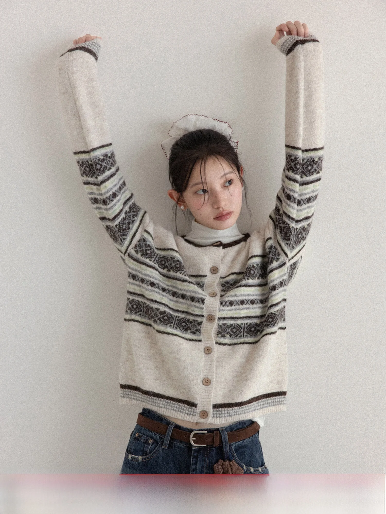 Canton S Korean Striped Knitted Open Cardigan Sweater Women's Autumn New High-End Lazy Long Sve Top Warmth Heating
Canton S Korean Striped Knitted Open Cardigan Sweater Women's Autumn New High-End Lazy Long Sve Top Warmth Heating