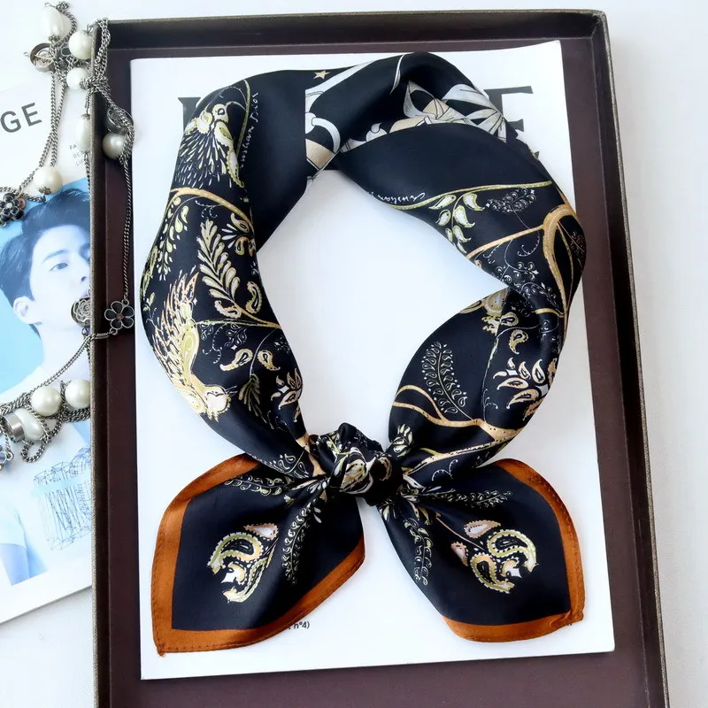 65CM Mulberry Silk Scarf Hair Shawls Women Luxury Designers Summer Shawl Square Neck Bandanas Bag Hand Accessories
65CM Mulberry Silk Scarf Hair Shawls Women Luxury Designers Summer Shawl Square Neck Bandanas Bag Hand Accessories