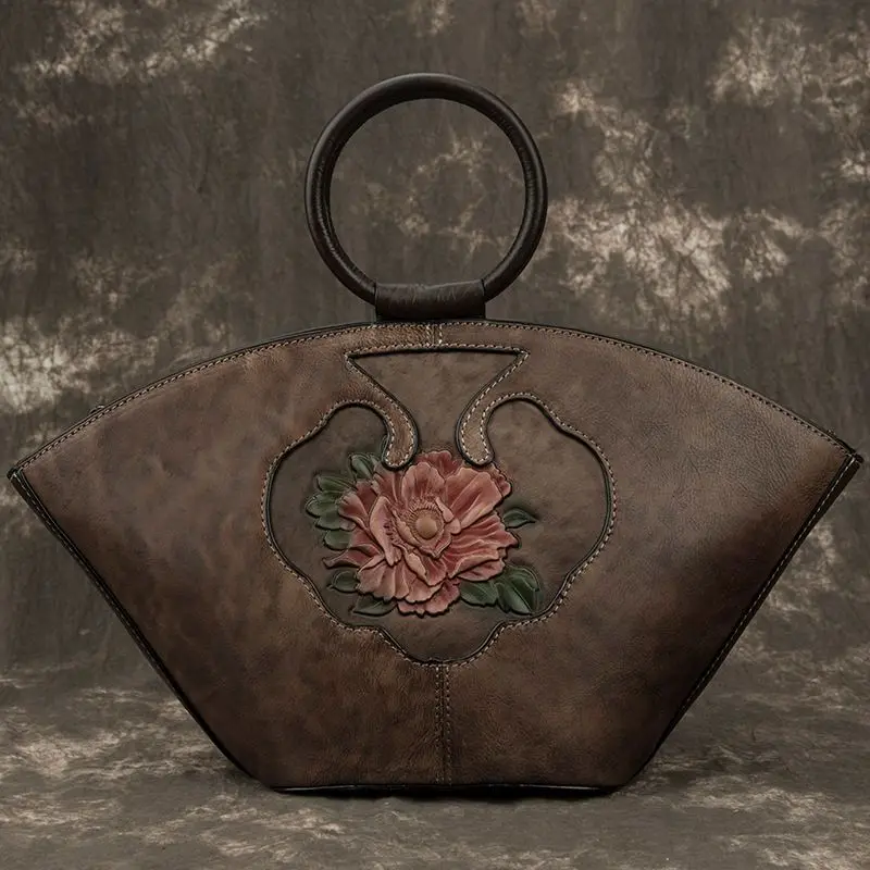 New Retro Cowhide Genuine Leather Package Personalized Women Mini Bags Crossbody Bag European American Single-shoulder Bags
New Retro Cowhide Genuine Leather Package Personalized Women Mini Bags Crossbody Bag European American Single-shoulder Bags
