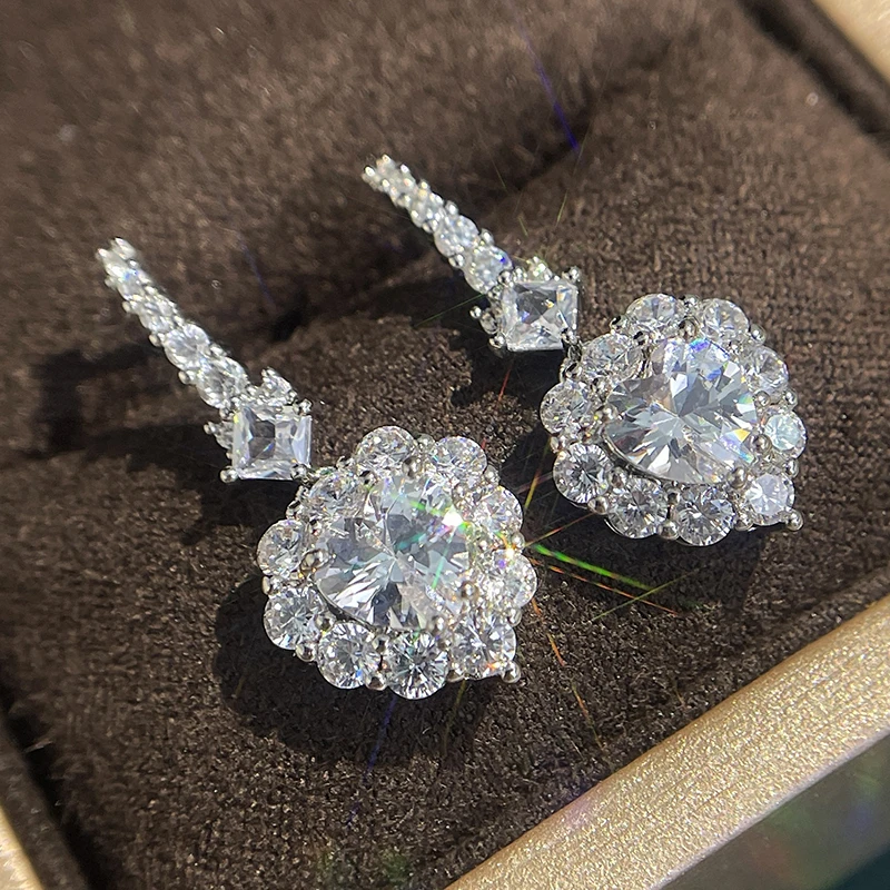 Luxury Female Crystal White Zircon Stud Earrings Simple Gold Color Round Earrings Vintage Wedding Earrings for Women
Luxury Female Crystal White Zircon Stud Earrings Simple Gold Color Round Earrings Vintage Wedding Earrings for Women
