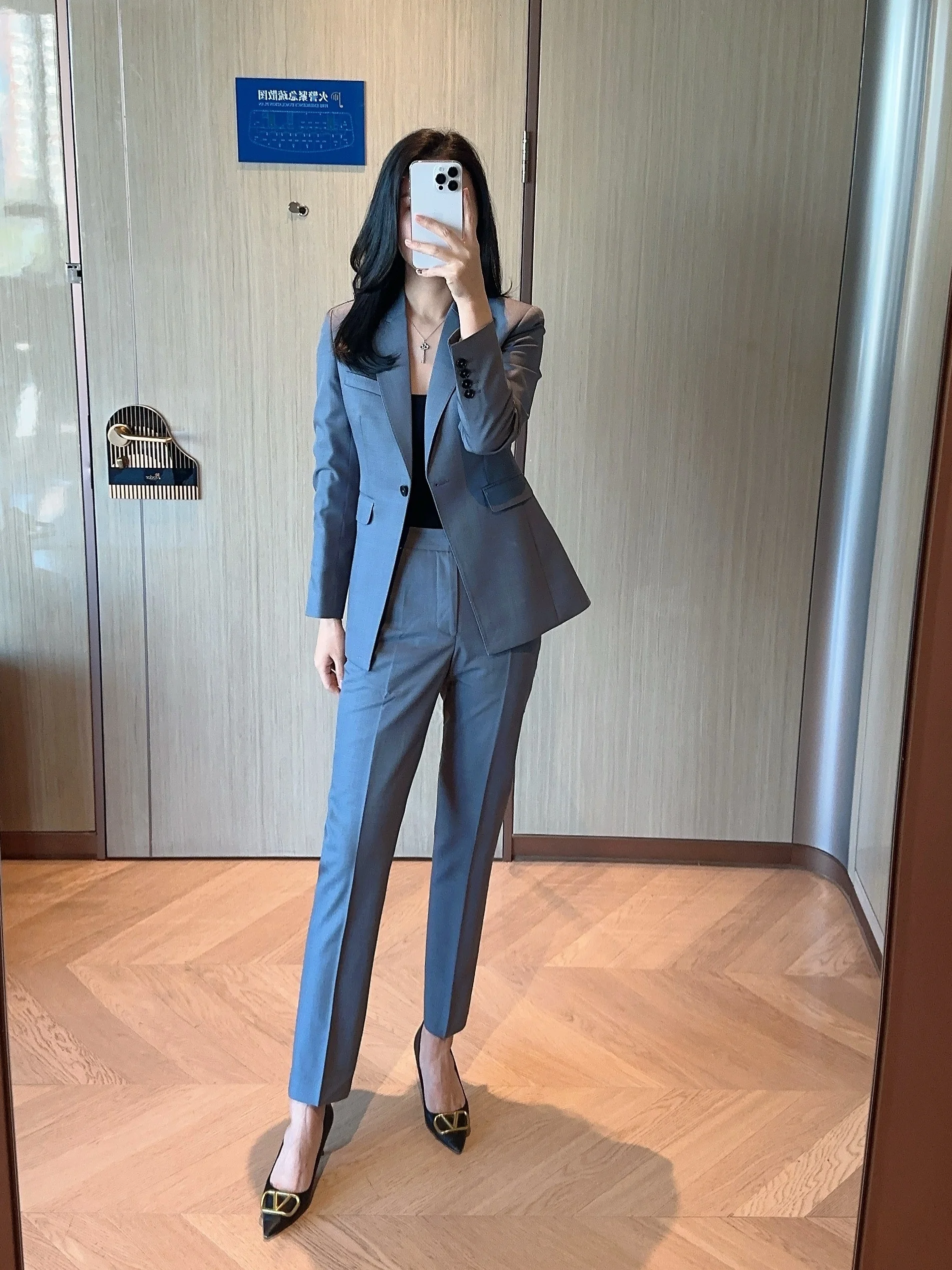 Early Spring New e mat Profional Women's Suit Set Faionable Ele Sle Four Seasons High Waist Trousers
Early Spring New e mat Profional Women's Suit Set Faionable Ele Sle Four Seasons High Waist Trousers