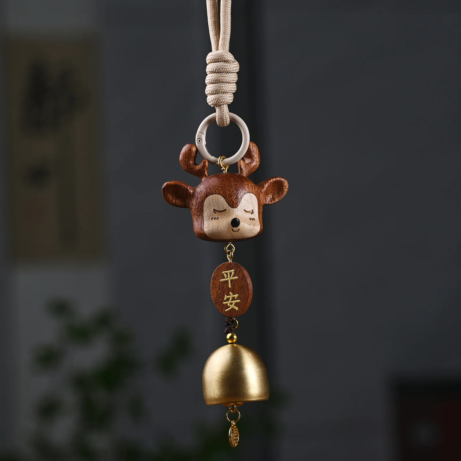 Wooden Cute Deer Wind Chime Pendant Figurine Car Interior Wooden Animal Statue Window Decor DIY Accessories Birthday Gifts
Wooden Cute Deer Wind Chime Pendant Figurine Car Interior Wooden Animal Statue Window Decor DIY Accessories Birthday Gifts