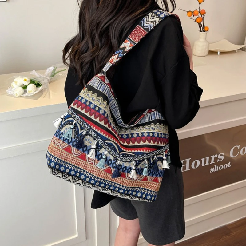 Vintage Women's Bag Tassel Ethnic Handwoven Crossbody for Lady Bag Hippie Sling Shoulder Bags for Ladies Handbag Сумка Женская
Vintage Women's Bag Tassel Ethnic Handwoven Crossbody for Lady Bag Hippie Sling Shoulder Bags for Ladies Handbag Сумка Женская