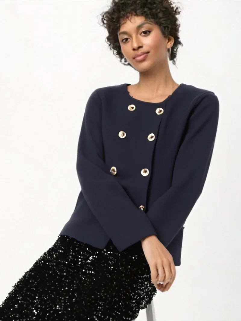 Spring Vintage Knit Cardigan 2025 Winter New Product Women's Fashion and Casual Style Flat Needle Long Sleeve Round Neck Coats
Spring Vintage Knit Cardigan 2025 Winter New Product Women's Fashion and Casual Style Flat Needle Long Sleeve Round Neck Coats