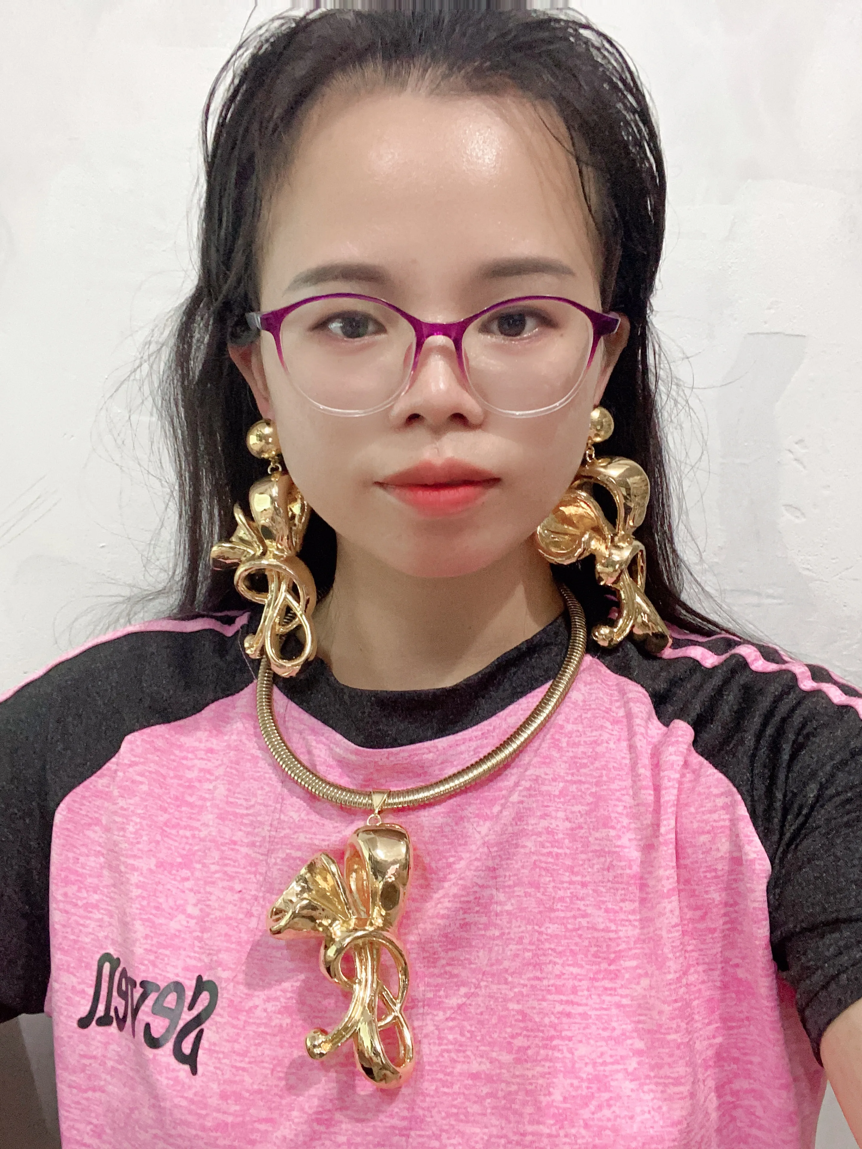 The Latest Popular Butter Knot Huge Big Light Weight Two Piece Jewelry Set Fine Trendy Pedant Collar Earrings Pedants Jewellery
The Latest Popular Butter Knot Huge Big Light Weight Two Piece Jewelry Set Fine Trendy Pedant Collar Earrings Pedants Jewellery