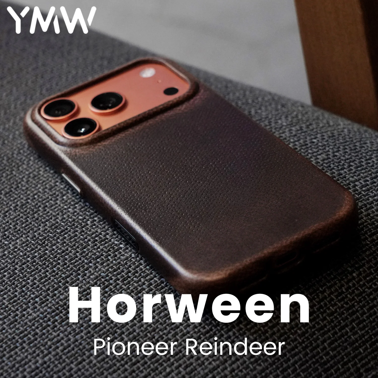 YMW Horween Чехол ручной работы из натуральной кожи для iPhone 17 Pro / 17 Pro Max, роскошный деловой чехол из вощеной коровьей кожи с эффектом пул-ап
YMW Horween Чехол ручной работы из натуральной кожи для iPhone 17 Pro / 17 Pro Max, роскошный деловой чехол из вощеной коровьей кожи с эффектом пул-ап