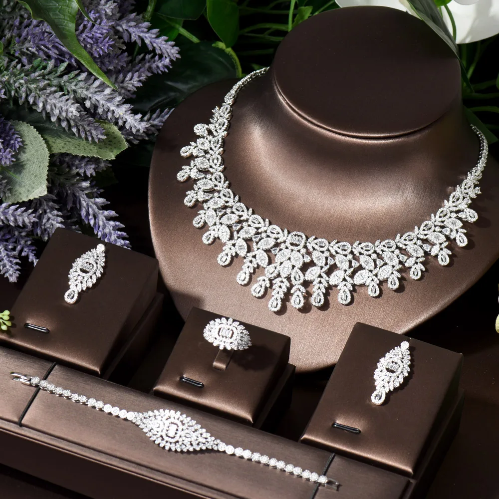 HIBRIDE 4PCS Full Micro CZ Pave Luxury African Jewelry Sets for Women Wedding Party Zircon Crystal Indian Neckalce Earring N-21
HIBRIDE 4PCS Full Micro CZ Pave Luxury African Jewelry Sets for Women Wedding Party Zircon Crystal Indian Neckalce Earring N-21