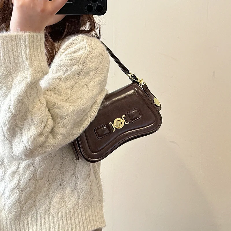 2025 New Mini Square Bag Vintage Crossbody | Unique Underarm Shoulder Bag for Women Luxury Versatile Purse Fashion Retro Design
2025 New Mini Square Bag Vintage Crossbody | Unique Underarm Shoulder Bag for Women Luxury Versatile Purse Fashion Retro Design