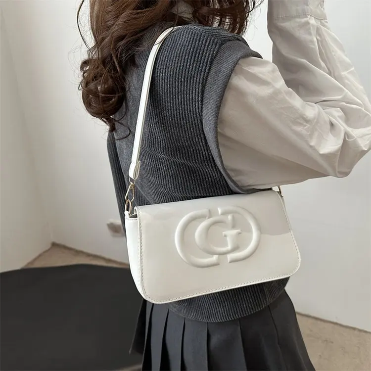 Зима 2025 607, новая модная универсальная сумка-мессенджер, сумка через плечо, маленькая сумка, большая вместительная сумка
Зима 2025 607, новая модная универсальная сумка-мессенджер, сумка через плечо, маленькая сумка, большая вместительная сумка