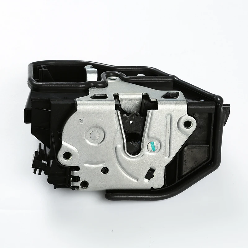51217202144 Front Right Door Lock Actuator for BMW X3 E83 X5 E70 X6 E71
51217202144 Front Right Door Lock Actuator for BMW X3 E83 X5 E70 X6 E71
