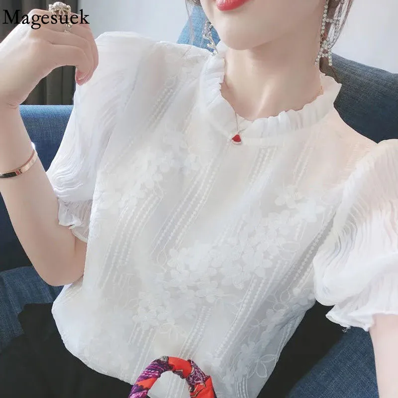 Stand Collar White Chiffon Woman Tops and Lace Blouse 2022 Summer Women's New Elegant Office Lady Lantern Sleeve Shirts 22221
Stand Collar White Chiffon Woman Tops and Lace Blouse 2022 Summer Women's New Elegant Office Lady Lantern Sleeve Shirts 22221