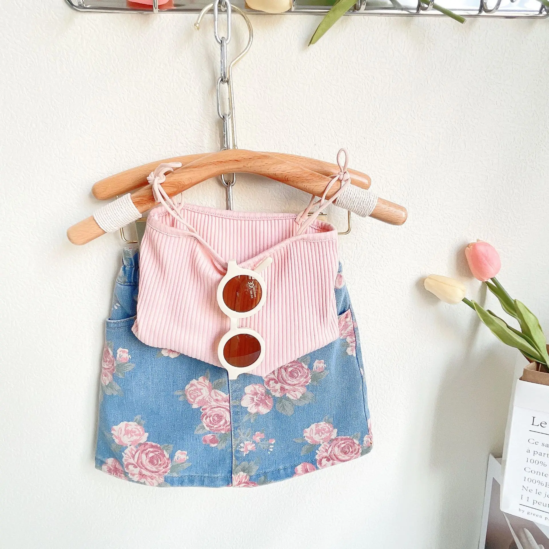 2023 Summer New Girls' Clothing Sets Cute Stripe Tank Top +Floral Denim Skirt Two Piece Girls Fashion Kids Outfit Children Suit
2023 Summer New Girls' Clothing Sets Cute Stripe Tank Top +Floral Denim Skirt Two Piece Girls Fashion Kids Outfit Children Suit