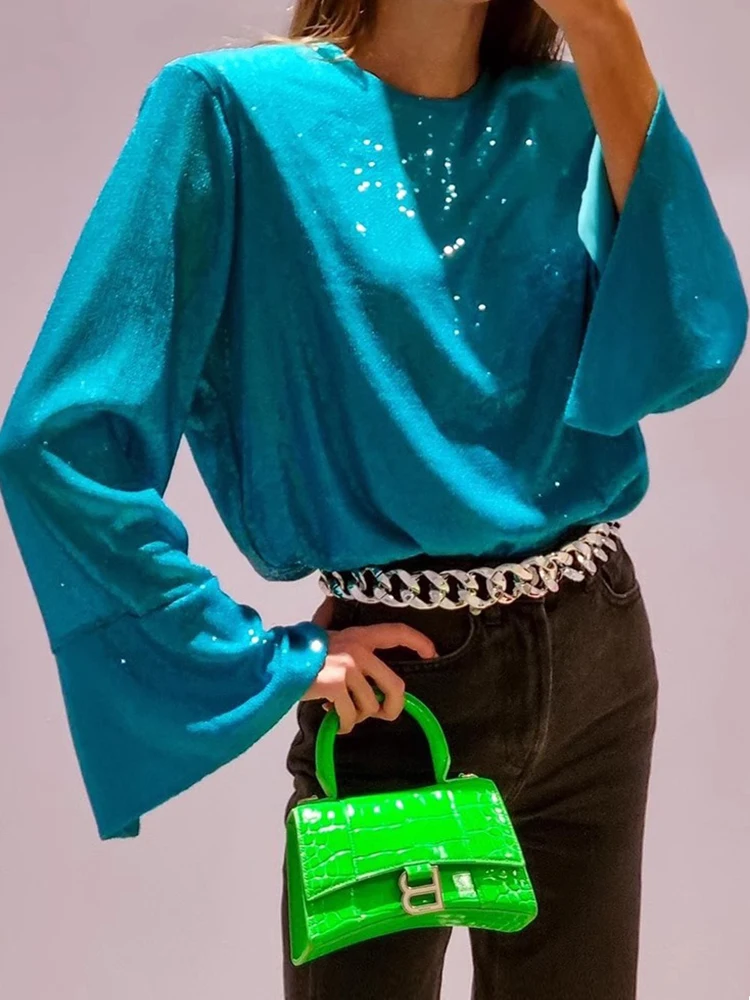Fashionable Blue Sequin Long Sleeve Bell Sleeve Women's T-shirt Backless Design Polyester Fiber round Neck Commute Style Shirt
Fashionable Blue Sequin Long Sleeve Bell Sleeve Women's T-shirt Backless Design Polyester Fiber round Neck Commute Style Shirt