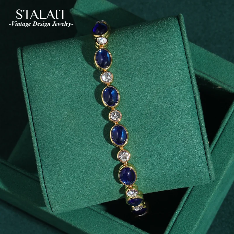 Vintage Blue Glaze Bracelet Oval White Crystal Antique Gold Color Charm Link Antique Retro Accessories 2025 Christmas Gift New
Vintage Blue Glaze Bracelet Oval White Crystal Antique Gold Color Charm Link Antique Retro Accessories 2025 Christmas Gift New