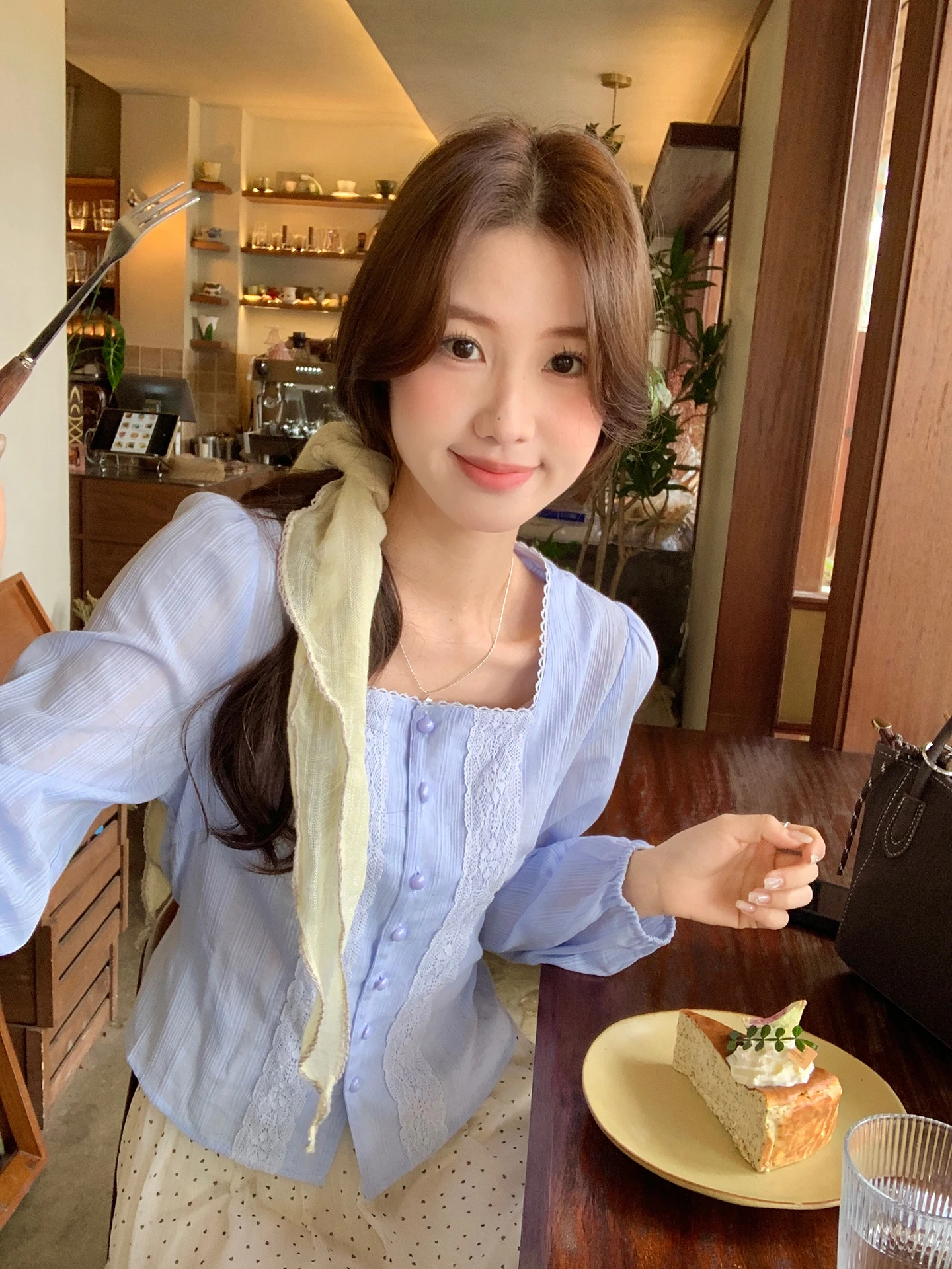 Sweet Style Cheeset Bunny Women's Shirt Short Waist-Cinching Spring 2026 Square Collar Slimming Top Cotton Long Sleeve
Sweet Style Cheeset Bunny Women's Shirt Short Waist-Cinching Spring 2026 Square Collar Slimming Top Cotton Long Sleeve