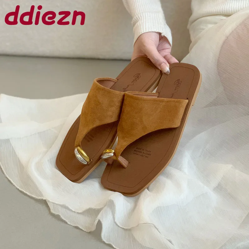 Luxury Fashion Metal Women Flats Slippers Shoes Female Sandals New In Summer Beach Slides Ladies Flats Slippers Flip flops
Luxury Fashion Metal Women Flats Slippers Shoes Female Sandals New In Summer Beach Slides Ladies Flats Slippers Flip flops