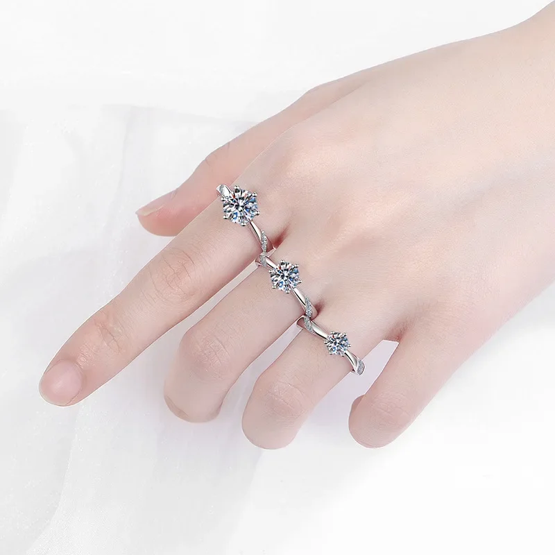 Luxury 0.5-2 Carat Moissanite Six Claw Setting Rings for Women, Pt950 Platinum Diamonds Wedding Ring Fine Jewelry Girl Band Gift
Luxury 0.5-2 Carat Moissanite Six Claw Setting Rings for Women, Pt950 Platinum Diamonds Wedding Ring Fine Jewelry Girl Band Gift