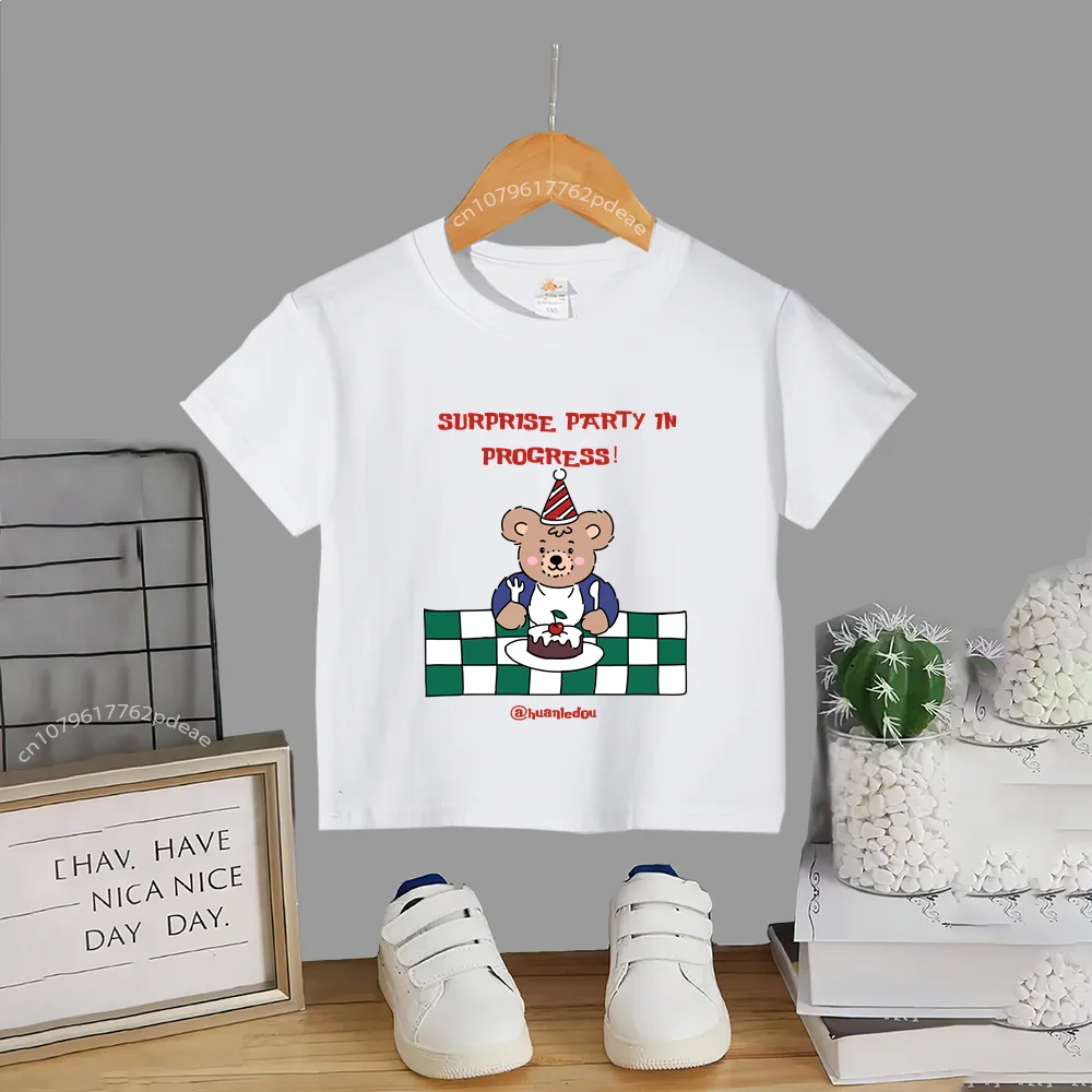 Детская футболка из 100% хлопка с рисунком медведя из мультфильма, повседневный топ для мальчиков и девочек, хлопковая футболка с коротким рукавом и круглым вырезом для подростков
Детская футболка из 100% хлопка с рисунком медведя из мультфильма, повседневный топ для мальчиков и девочек, хлопковая футболка с коротким рукавом и круглым вырезом для подростков
