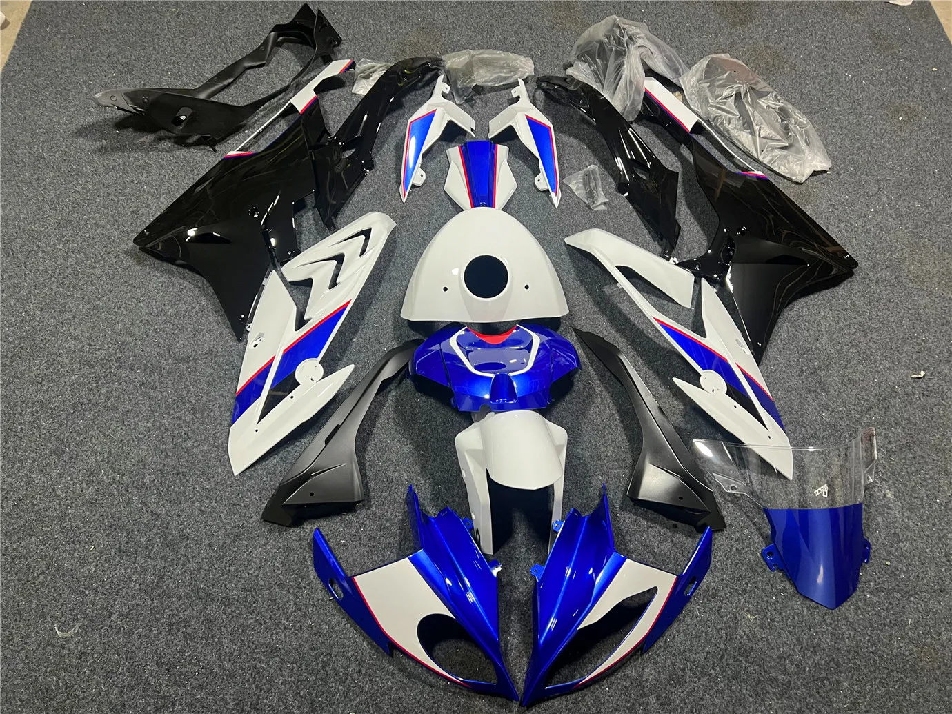 Обтекатель всего тела мотоцикла подходит для S1000RR 15-16 лет S1000 2015 2016, обтекатель синий, белый, черный
Обтекатель всего тела мотоцикла подходит для S1000RR 15-16 лет S1000 2015 2016, обтекатель синий, белый, черный
