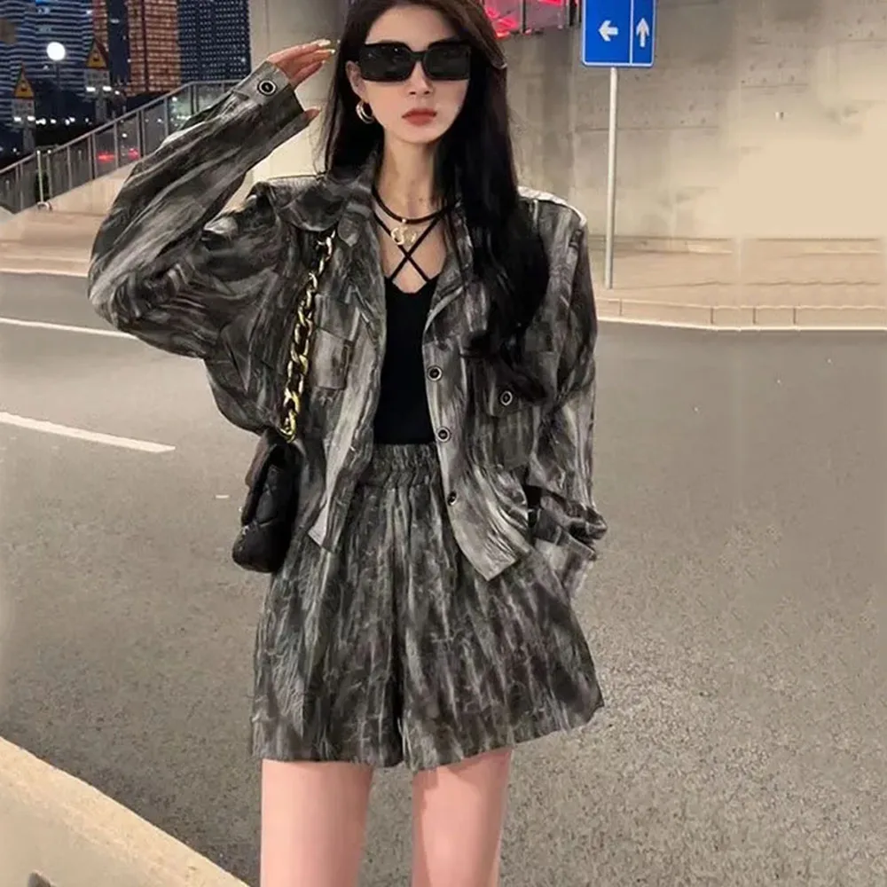 2024 Spring Summer Sets For Women 2 Pieces Fashion Long Sleeve Shirt + High Waist Loose Shorts Casual Tie-dye Print Matching Set
2024 Spring Summer Sets For Women 2 Pieces Fashion Long Sleeve Shirt + High Waist Loose Shorts Casual Tie-dye Print Matching Set