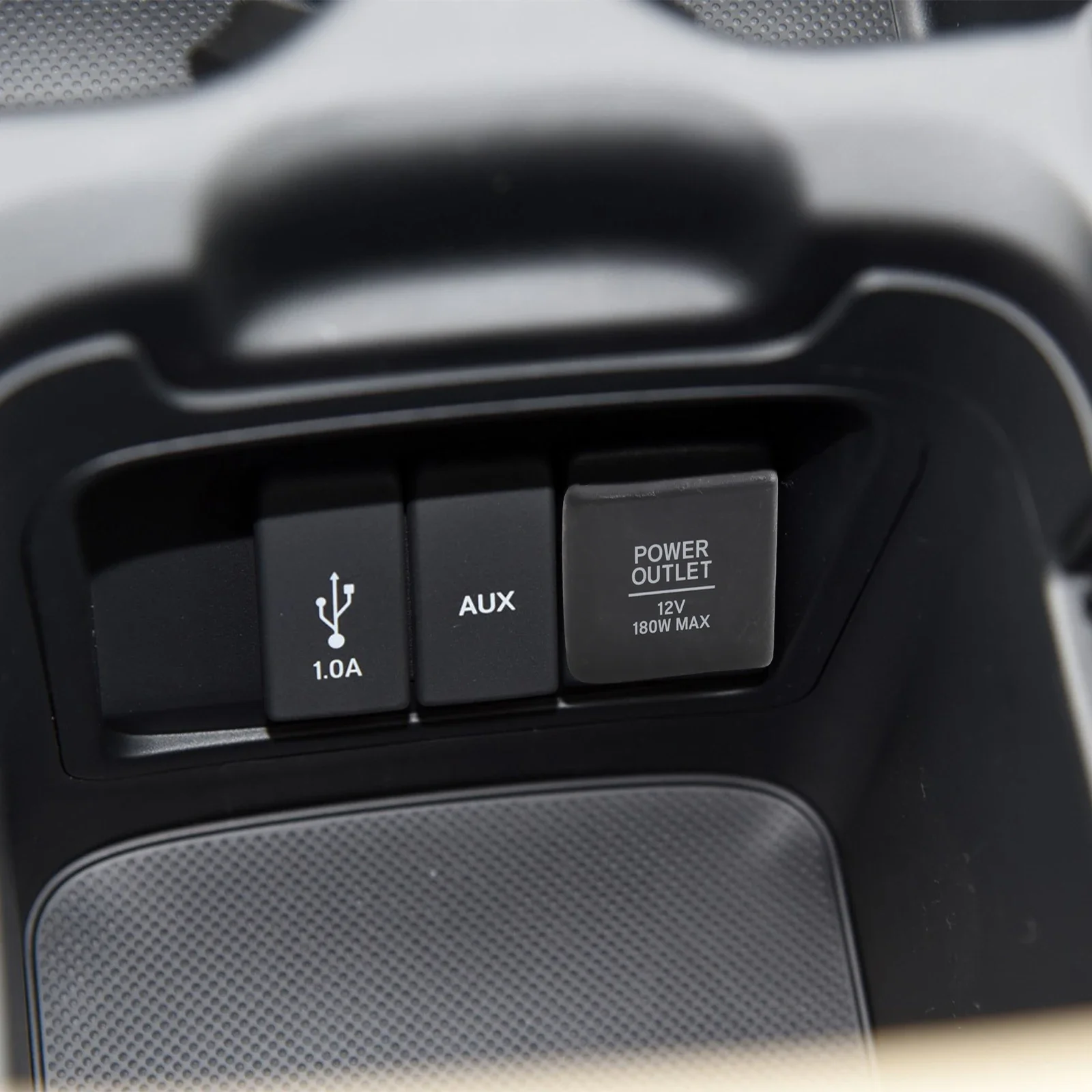Please Verify Three Aspects Of Information When Purchasing 1. Vehicle Parts Number; 2. Appearance Shape Size; 3
Please Verify Three Aspects Of Information When Purchasing 1. Vehicle Parts Number; 2. Appearance Shape Size; 3