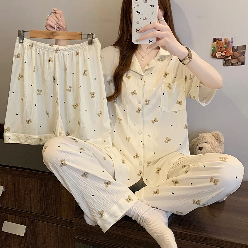Korean Summer High-end Home Decoration Short-sleeved Three-piece Set, Teddy Bear Sweetheart Ruffled Cotton Women's Pajamas
Korean Summer High-end Home Decoration Short-sleeved Three-piece Set, Teddy Bear Sweetheart Ruffled Cotton Women's Pajamas