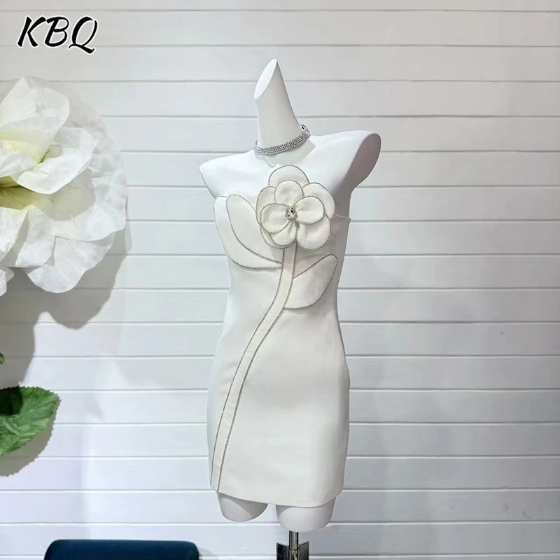 KBQ Solid Spliced Appliques Sexy Chic Dresses for Women Strapless Sleeveless Backless High Waist Evening Dress Female Fashion
KBQ Solid Spliced Appliques Sexy Chic Dresses for Women Strapless Sleeveless Backless High Waist Evening Dress Female Fashion