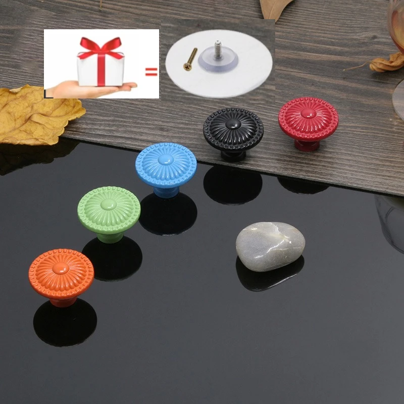 Handle Round Perforation-free Suction Cup Hook Wardrobe Stick-on Handle Glass Non-trace Self-adhesive Door Handle Window
Handle Round Perforation-free Suction Cup Hook Wardrobe Stick-on Handle Glass Non-trace Self-adhesive Door Handle Window