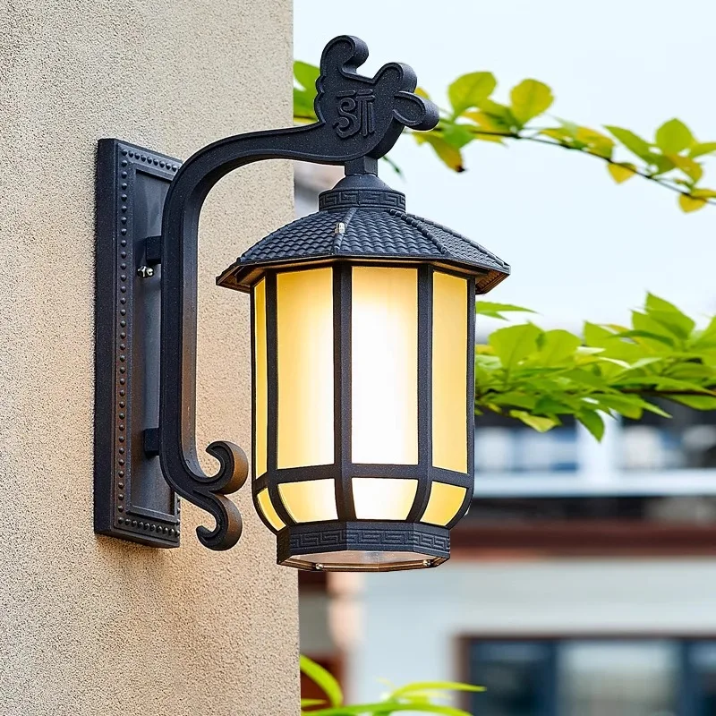 New Chinese style outdoor wall lamp household villa door lantern wall lamp outdoor waterproof garden wall lamp
New Chinese style outdoor wall lamp household villa door lantern wall lamp outdoor waterproof garden wall lamp