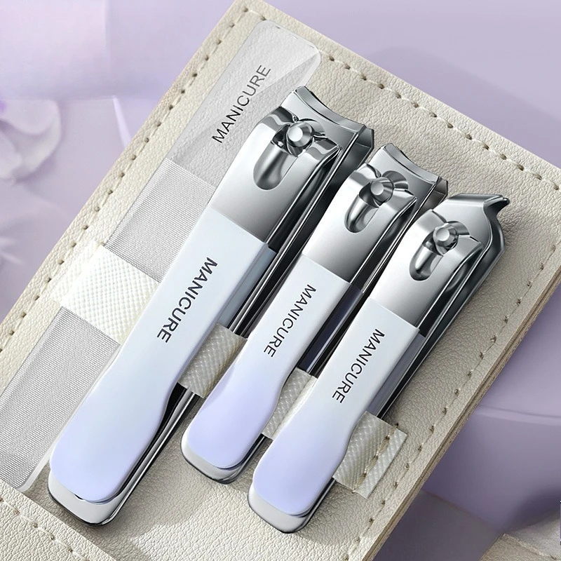 Портативный набор для маникюра и педикюра: профессиональные кусачки для ногтей
Портативный набор для маникюра и педикюра: профессиональные кусачки для ногтей