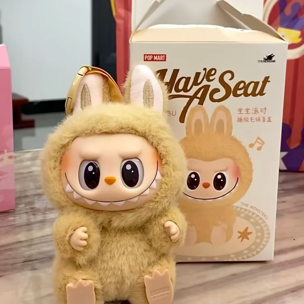 1:1 Quality Macaron 2nd Generation Monster Labu Sitting PVC Labu Doll Series Surprise Holiday Gift 
1:1 Quality Macaron 2nd Generation Monster Labu Sitting PVC Labu Doll Series Surprise Holiday Gift