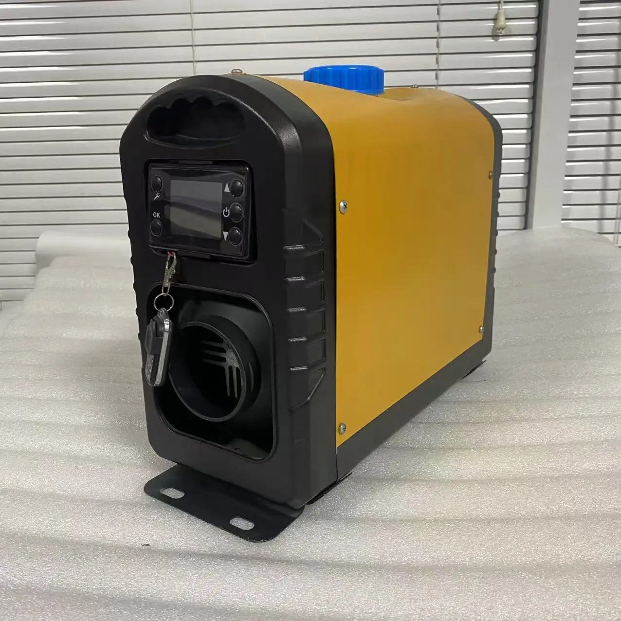 Новые портативные стояночные обогреватели Little Sun 12 В 24 В, высококачественные вентиляторы кондиционера 5 кВт для грузовых поездов
Новые портативные стояночные обогреватели Little Sun 12 В 24 В, высококачественные вентиляторы кондиционера 5 кВт для грузовых поездов