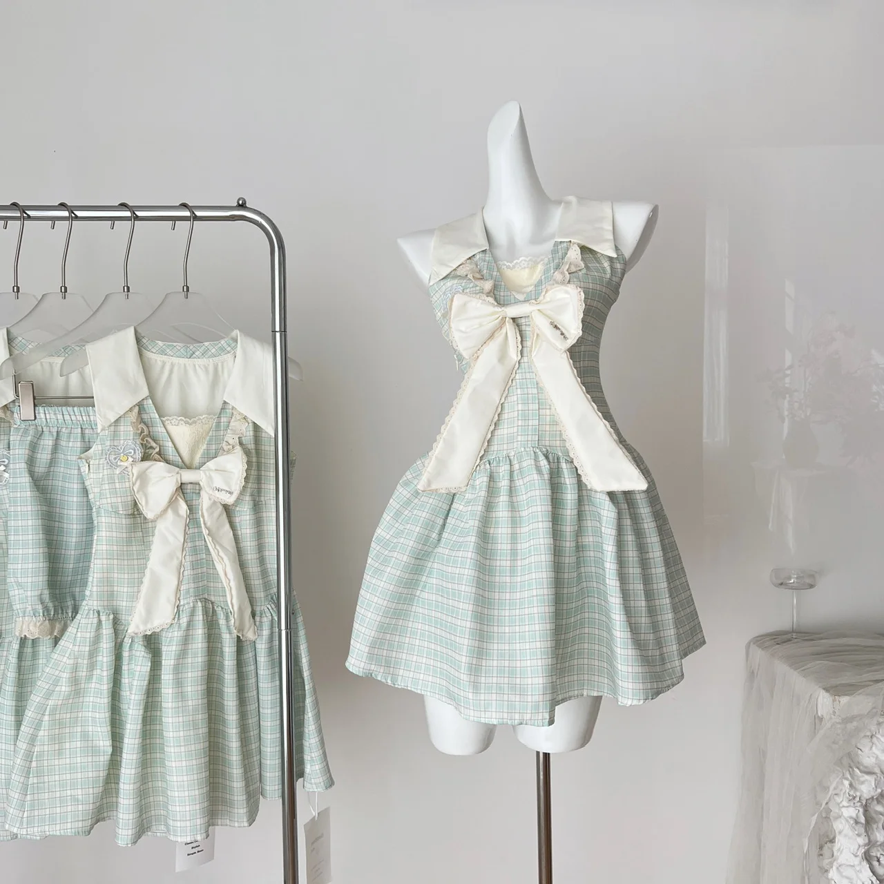 Summer Women 2000s Aesthetic Korean Fashion Plaid Dress Shoujo Mini College Style Bow Frock Evening Party Prom Gown Cute Core
Summer Women 2000s Aesthetic Korean Fashion Plaid Dress Shoujo Mini College Style Bow Frock Evening Party Prom Gown Cute Core
