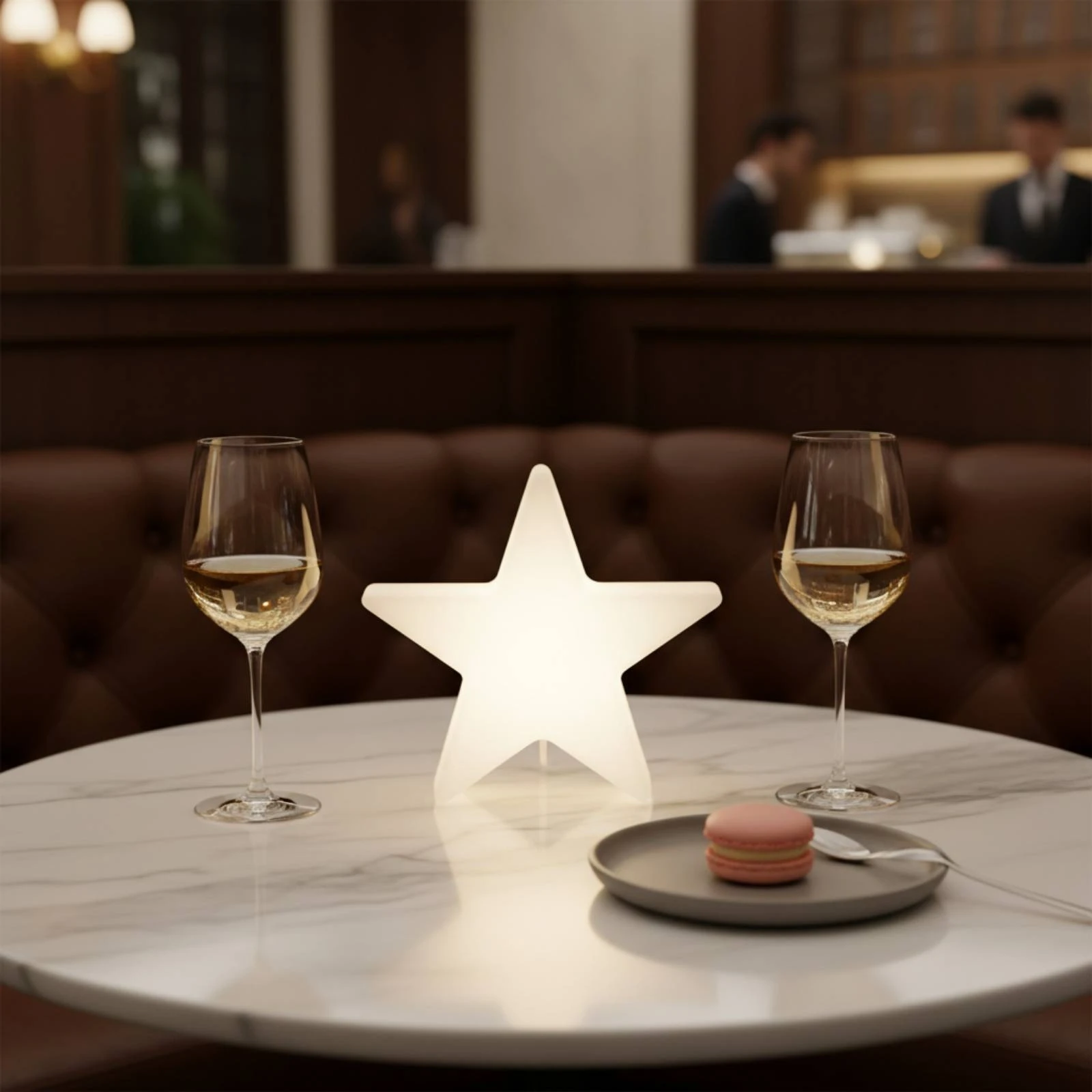 LED Star Lamp Portable Five-Pointed Star Lamp Home Decor 3D Design Romantic Atmosphere for Stage, Party
LED Star Lamp Portable Five-Pointed Star Lamp Home Decor 3D Design Romantic Atmosphere for Stage, Party