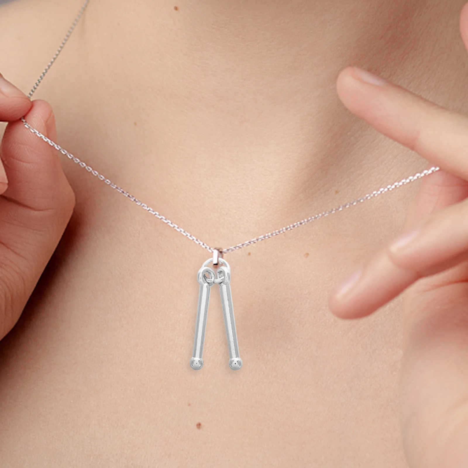 10Pcs White Drumstick Pendants Zinc Alloy Charms for Jewelry DIY Music Lover Gift Making Keychain Craft Supplies
10Pcs White Drumstick Pendants Zinc Alloy Charms for Jewelry DIY Music Lover Gift Making Keychain Craft Supplies