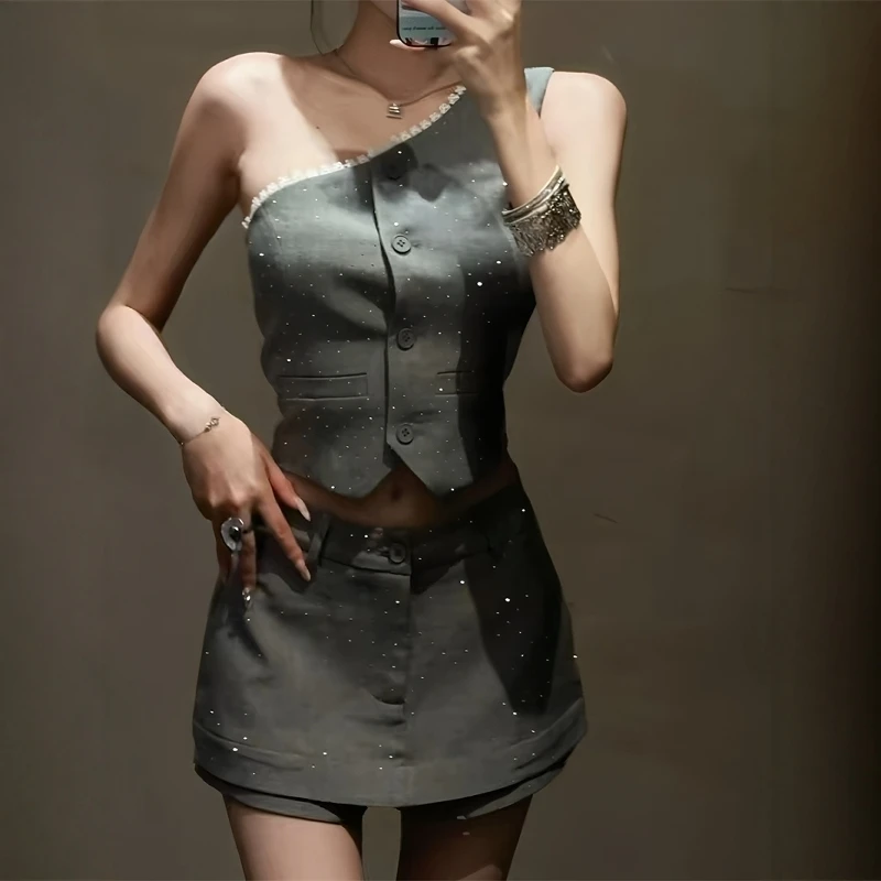 Французский стиль, тяжелая промышленность, алмазное горячее тиснение, костюм с наклонными плечами, жилет с высокой талией, юбка до половины тела, брюки, комплект из двух предметов 
Французский стиль, тяжелая промышленность, алмазное горячее тиснение, костюм с наклонными плечами, жилет с высокой талией, юбка до половины тела, брюки, комплект из двух предметов