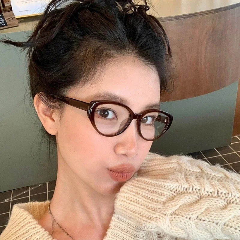 Cat'S Eye Frame Computer Glasses For Women Anti Blue Light Blocking Flat Eyewear Girls Fashion Vintage Ultra-Light Glasses
Cat'S Eye Frame Computer Glasses For Women Anti Blue Light Blocking Flat Eyewear Girls Fashion Vintage Ultra-Light Glasses