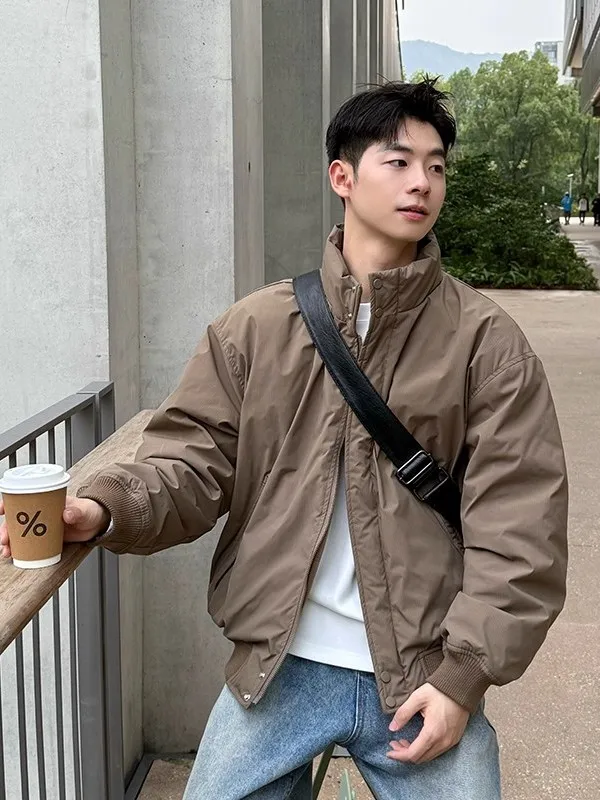 2025 New Men's Casual Pure Color Collar Cotton Jaet Loose Fit Tee-Proof Outerwear Stand Version Long Sve Zipper Clo...
2025 New Men's Casual Pure Color Collar Cotton Jaet Loose Fit Tee-Proof Outerwear Stand Version Long Sve Zipper Clo...