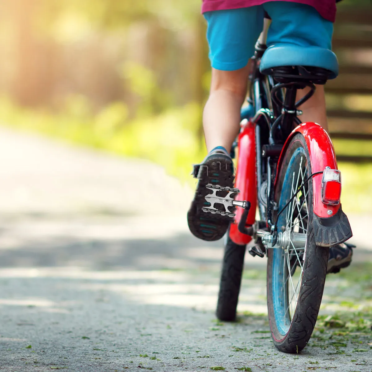 Ultralight Aluminum Alloy Bike Pedal Silver Sturdy Stable Bearing Design Ideal for Cross Dirt Cruiser Commuting Road Bike Riding
Ultralight Aluminum Alloy Bike Pedal Silver Sturdy Stable Bearing Design Ideal for Cross Dirt Cruiser Commuting Road Bike Riding