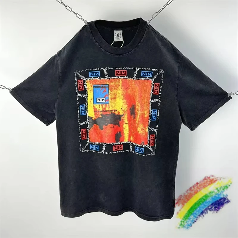 Винтажная футболка SAINT Nine Inch Nails для мужчин и женщин, потертые футболки лучшего качества
Винтажная футболка SAINT Nine Inch Nails для мужчин и женщин, потертые футболки лучшего качества